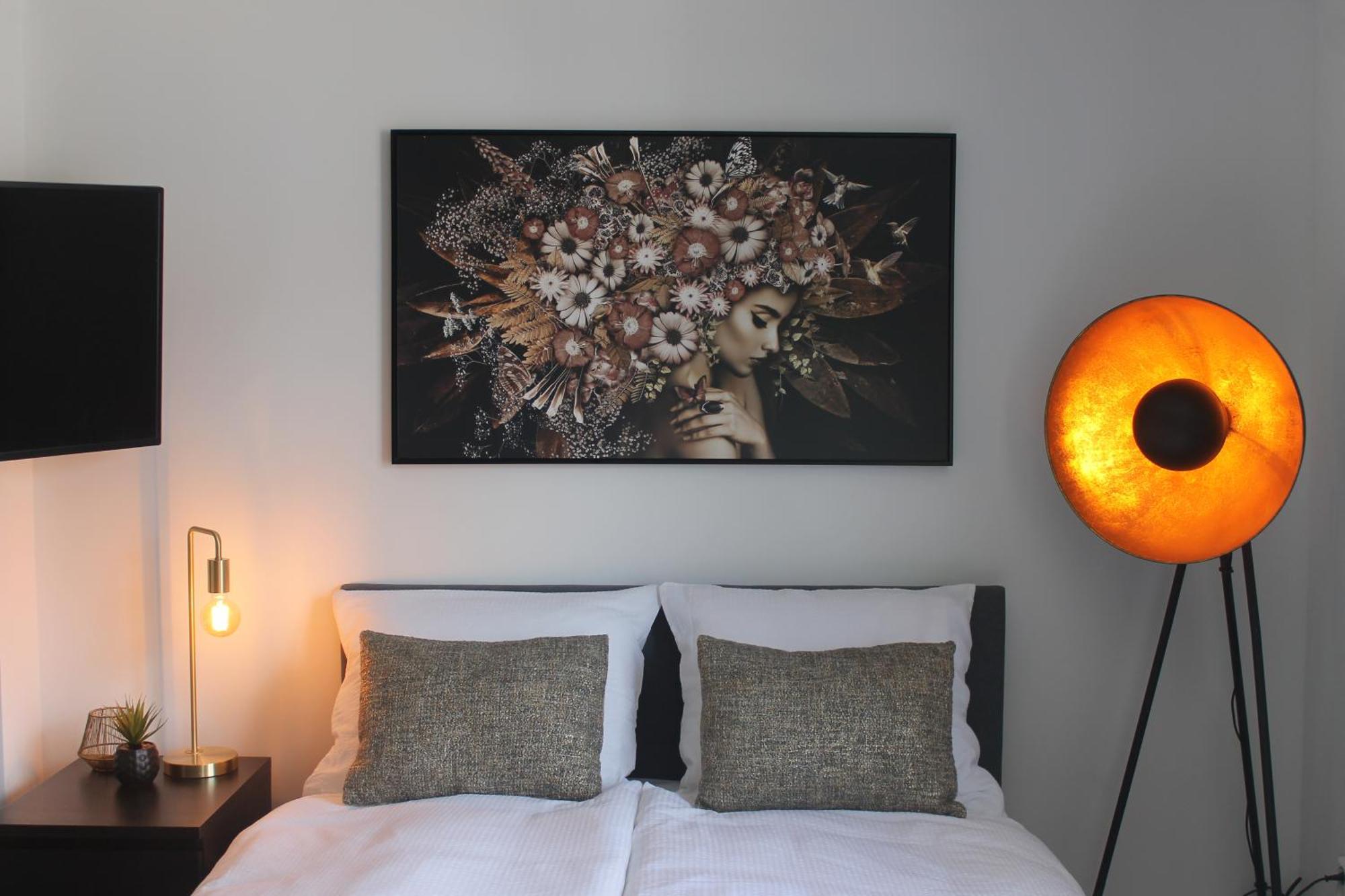 B&K Urban City Suites 提耳堡 外观 照片