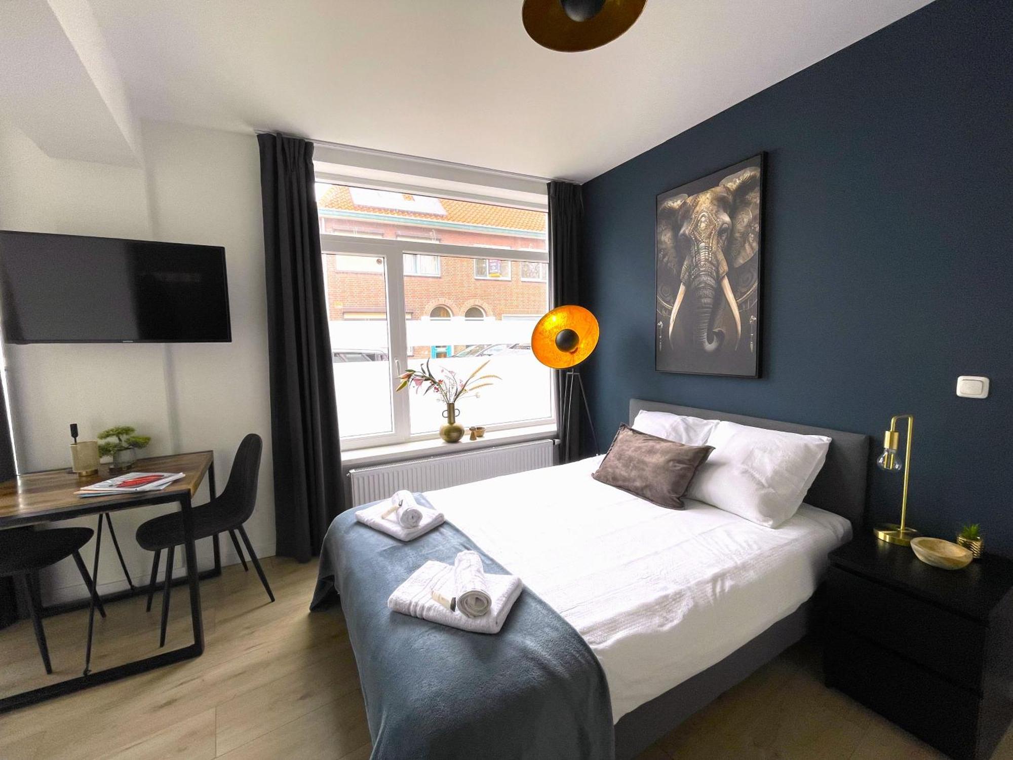 B&K Urban City Suites 提耳堡 外观 照片