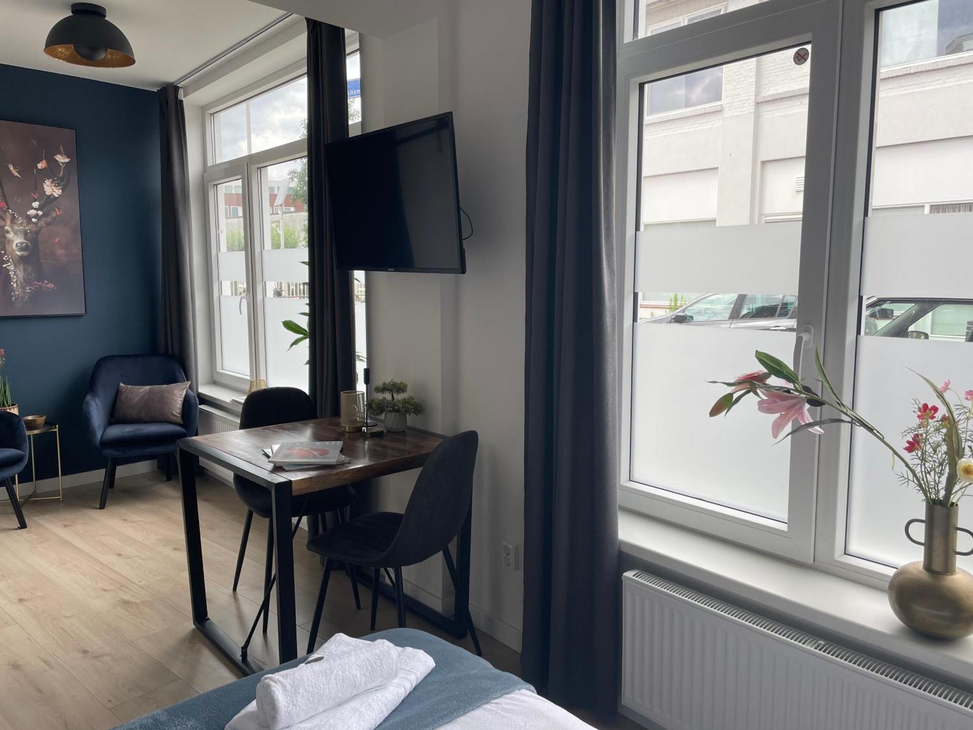 B&K Urban City Suites 提耳堡 外观 照片