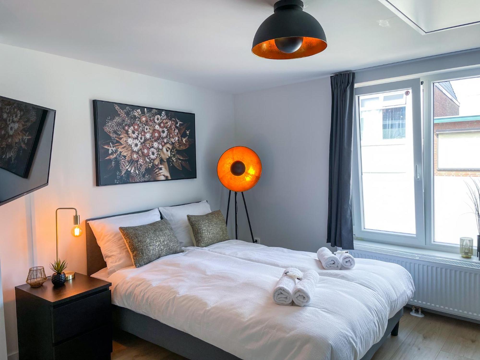 B&K Urban City Suites 提耳堡 外观 照片
