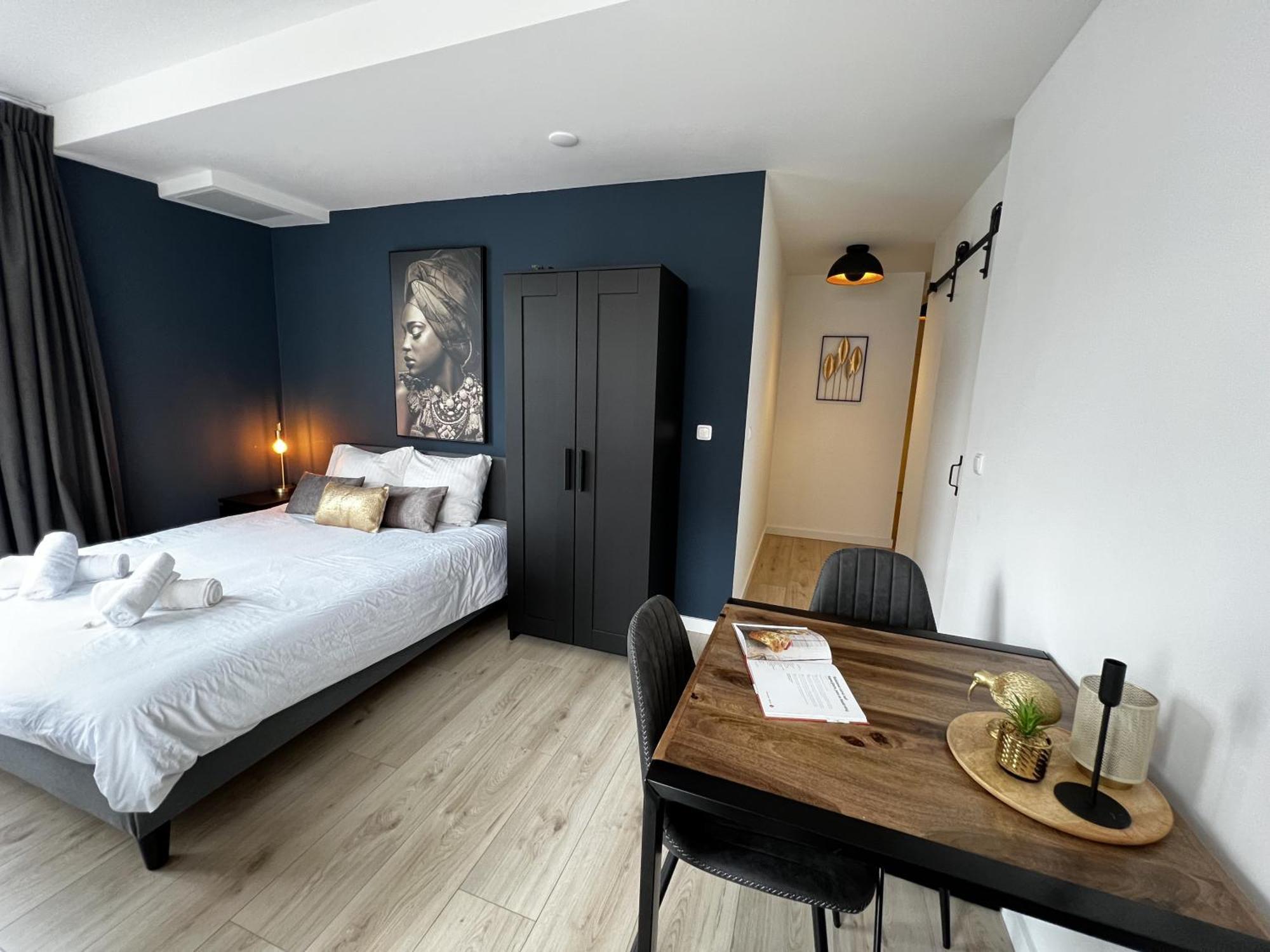B&K Urban City Suites 提耳堡 外观 照片