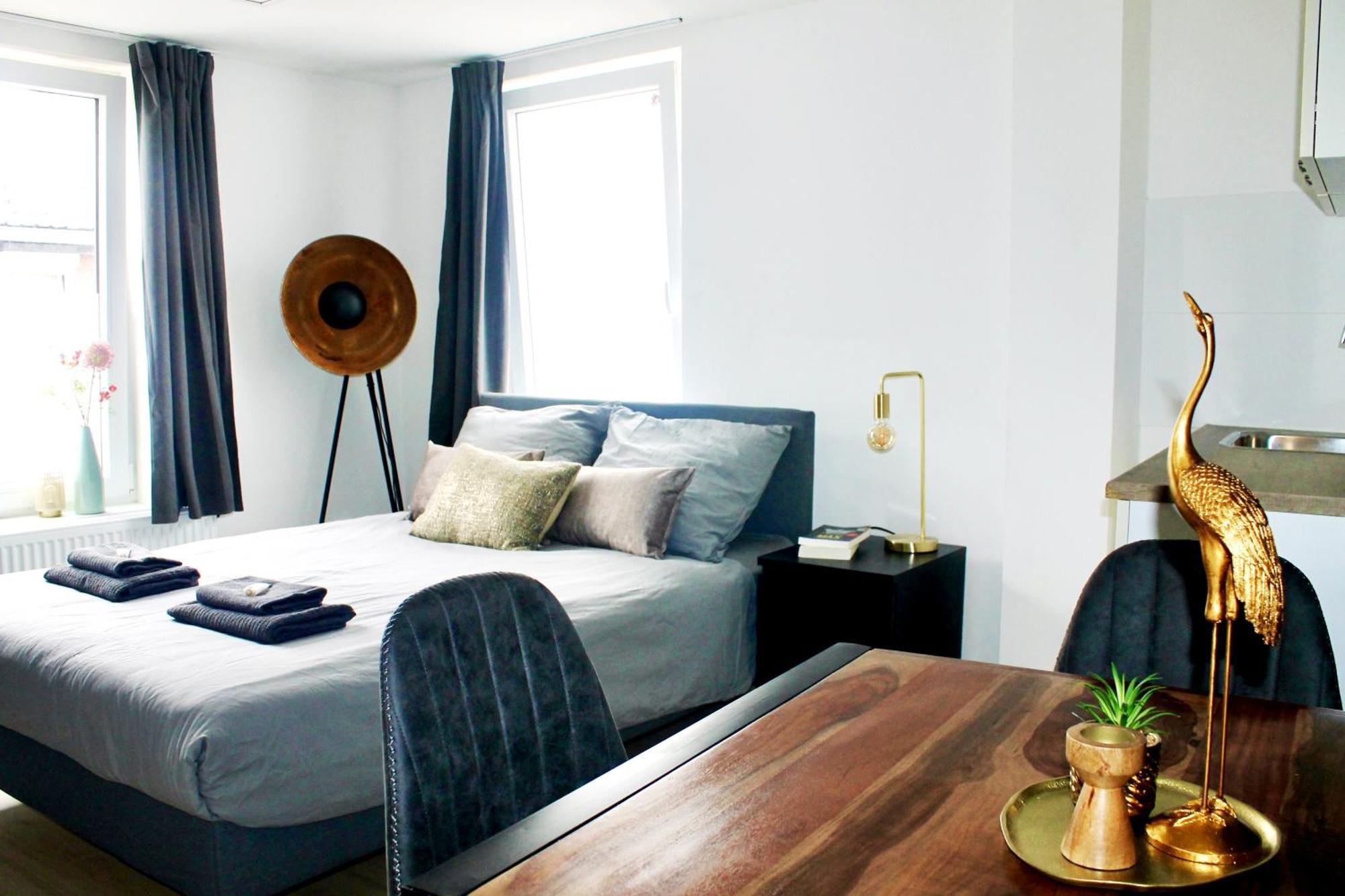 B&K Urban City Suites 提耳堡 外观 照片