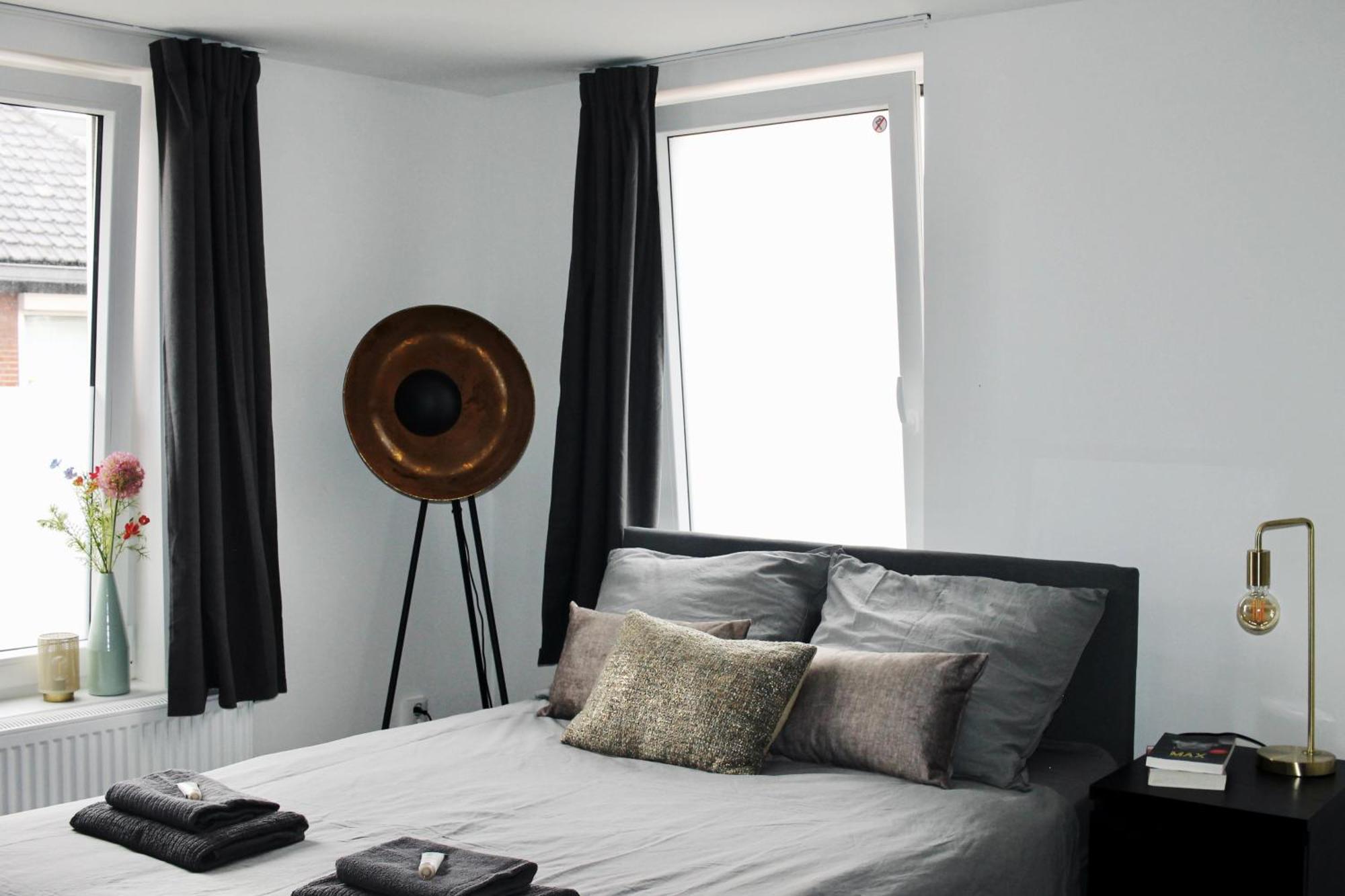 B&K Urban City Suites 提耳堡 外观 照片